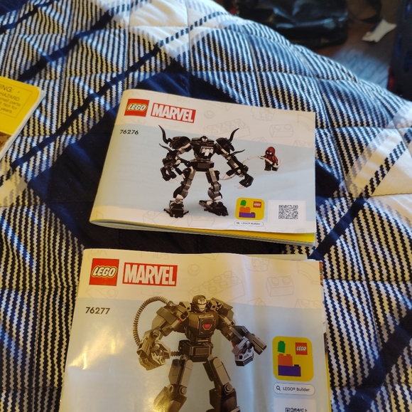 Legos - Picture 6 of 7
